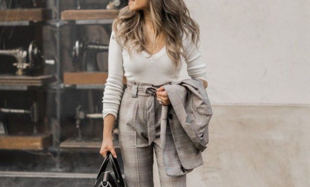 Stylish Outfits Ideas For Professional Women Addicfashion