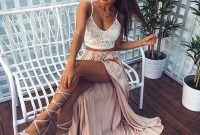 Cute Maxi Skirt Outfits To Impress Everybody01
