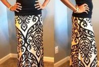 Cute Maxi Skirt Outfits To Impress Everybody03