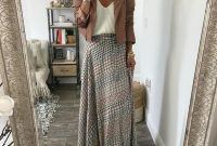 Cute Maxi Skirt Outfits To Impress Everybody07