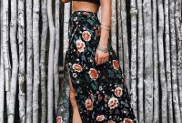 Cute Maxi Skirt Outfits To Impress Everybody25