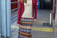Cute Maxi Skirt Outfits To Impress Everybody34