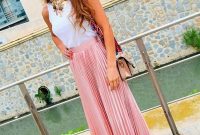 Cute Maxi Skirt Outfits To Impress Everybody35