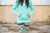 Cute Outfits Ideas With Leggings Suitable For Fall39