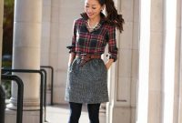 Modest But Classy Skirt Outfits Ideas Suitable For Fall03