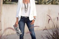 Amazing Looks For Over 40 Women Inspiration25
