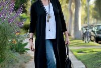 Amazing Looks For Over 40 Women Inspiration42