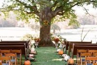Awesome Outdoor Fall Wedding Tips Ideas14