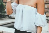 Charming Summer Outfits Ideas To Copy Right Now18