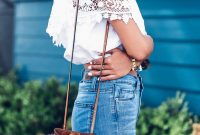 Charming Summer Outfits Ideas To Copy Right Now28