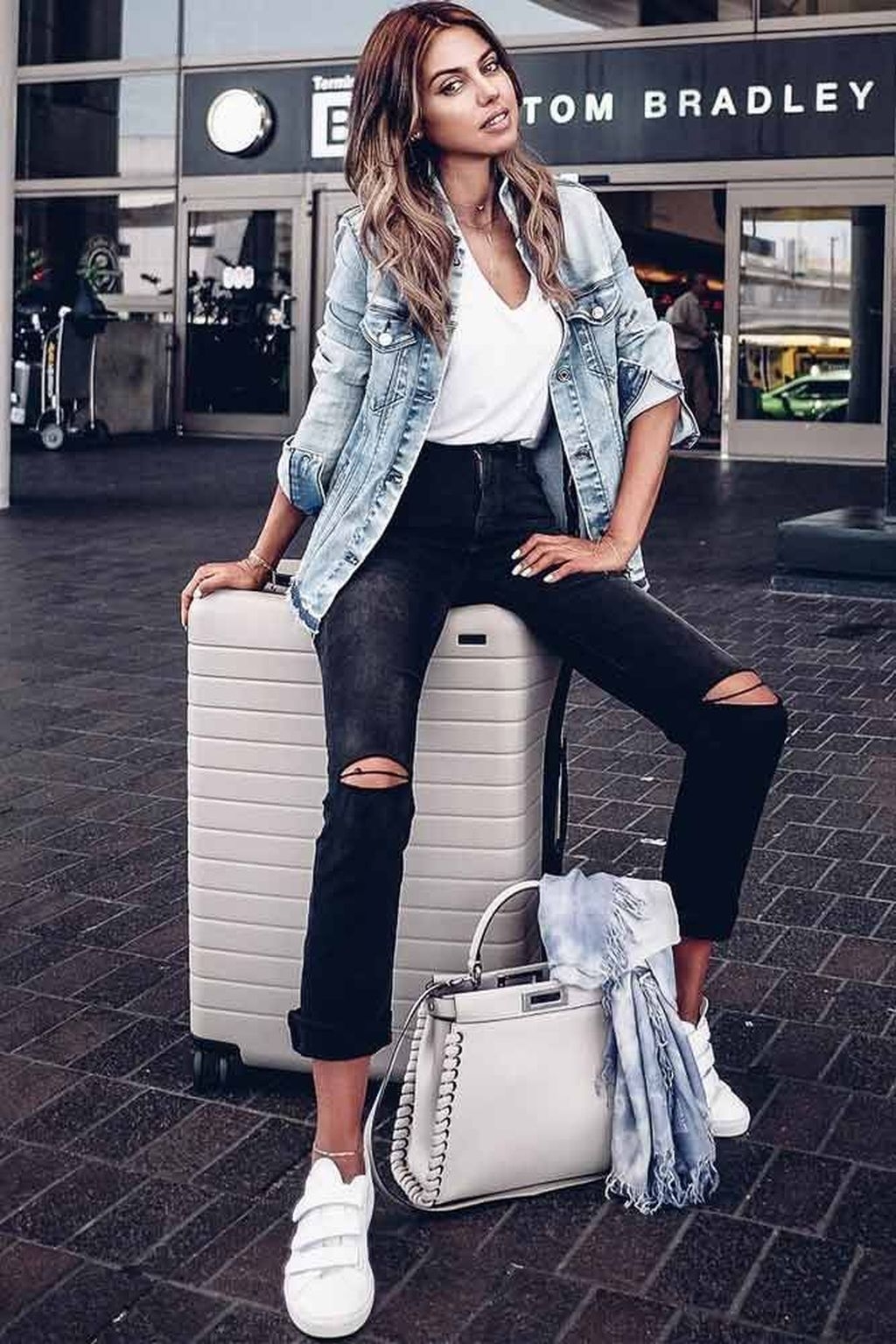 comfy airport travel outfit ideas