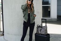 Classic And Casual Airport Outfit Ideas18
