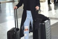 Classic And Casual Airport Outfit Ideas21