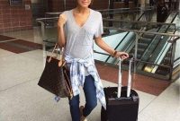 Classic And Casual Airport Outfit Ideas28