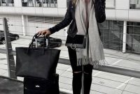 Classic And Casual Airport Outfit Ideas32