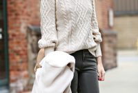 Cute Winter Outfits Ideas To Copy Right Now23