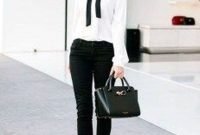 Stunning Work Office Outfit Ideas06