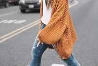 Unique Ways To Wear A Cardigan This Fall07