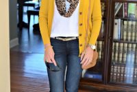 Unique Ways To Wear A Cardigan This Fall08