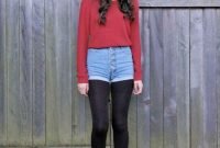 Charming Winter Outfits Ideas High Waisted Shorts09