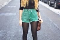 Charming Winter Outfits Ideas High Waisted Shorts11