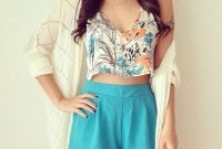 Charming Winter Outfits Ideas High Waisted Shorts38