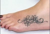 Lovely Foot Tattoo Ideas For Girls38