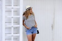 Perfect Wearing Summer Shorts Ideas16