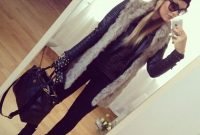Pretty Winter Outfits Ideas Black Leather Jacket29