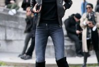 Pretty Winter Outfits Ideas Black Leather Jacket38