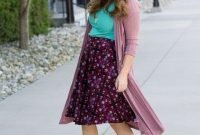 Wonderful Midi Skirt Outfit Ideas For Spring And Summer 201837
