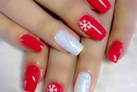 Astonishing Christmas Nail Design Ideas For Pretty Women08