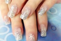 Astonishing Christmas Nail Design Ideas For Pretty Women22