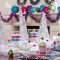 Casual Winter Themed Christmas Decorations Ideas22