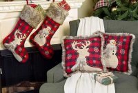 Casual Winter Themed Christmas Decorations Ideas24