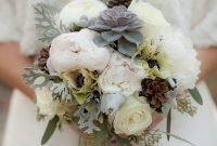 Casual Winter White Bouquet Ideas13