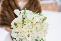 Casual Winter White Bouquet Ideas24