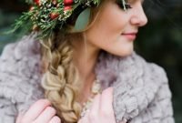 Charming Diy Winter Crown Holiday Party Ideas19