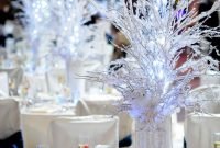 Classy Winter Wonderland Wedding Centerpieces Ideas06