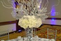 Classy Winter Wonderland Wedding Centerpieces Ideas11