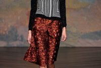 Elegant Midi Skirt Winter Ideas47
