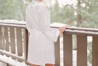 Fabulous Winter Wonderland Wedding Dresses Ideas06