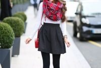 Incredible Holiday Style Christmas Outfit Ideas30