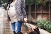 Lovely Maternity Winter Outfits Ideas25