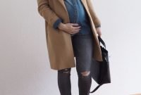 Lovely Maternity Winter Outfits Ideas38