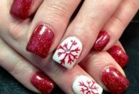 Modern Christmas Nails Ideas35