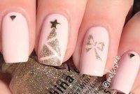 Modern Christmas Nails Ideas46