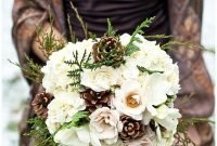 Modern Rustic Winter Wedding Flowers Ideas26