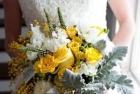 Modern Rustic Winter Wedding Flowers Ideas31
