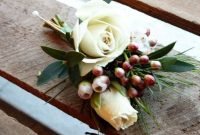 Modern Rustic Winter Wedding Flowers Ideas35